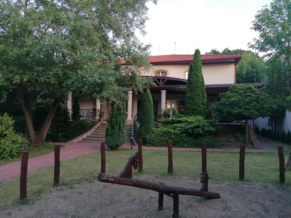 Staff Guest House Nyiregyhaza Luaran gambar